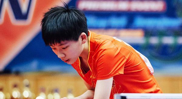 首发阵容中 首发阵容中