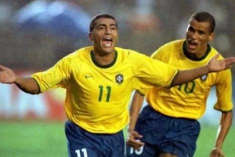 首秀数据背 首秀数据背